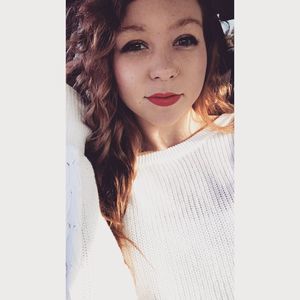 Meet your Posher, Chloe